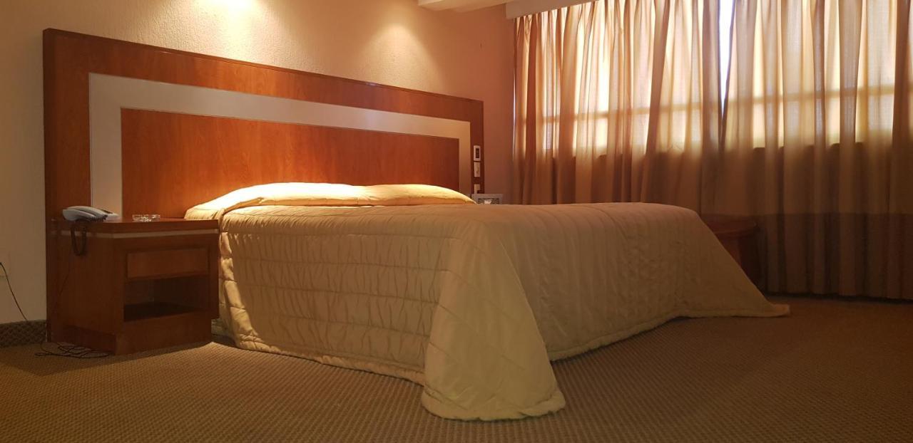 Hotel Finisterre Мехико Экстерьер фото