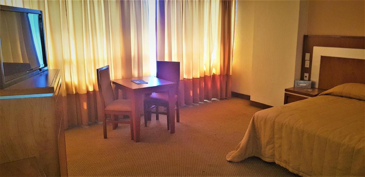Hotel Finisterre Мехико Экстерьер фото
